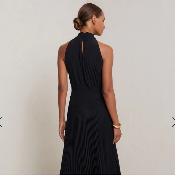 SOPRANO, Halter Neck Party Dress - Picture 2 of 10